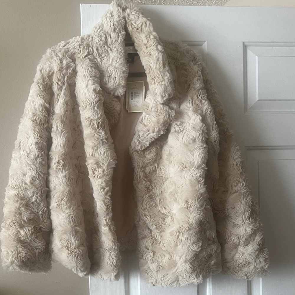 Women's Cream Faux Fur Jacket